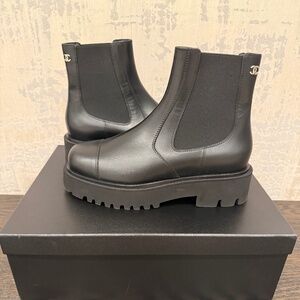 Chanel BNIB Boots Size 40